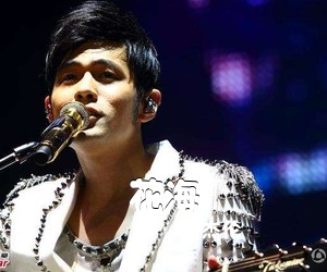 周杰伦《花海吉他谱》(C调)