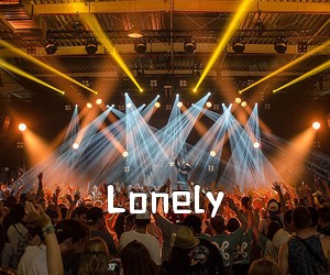 《Lonely吉他谱》(C调)