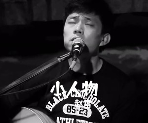 赵雷《小人物吉他谱》